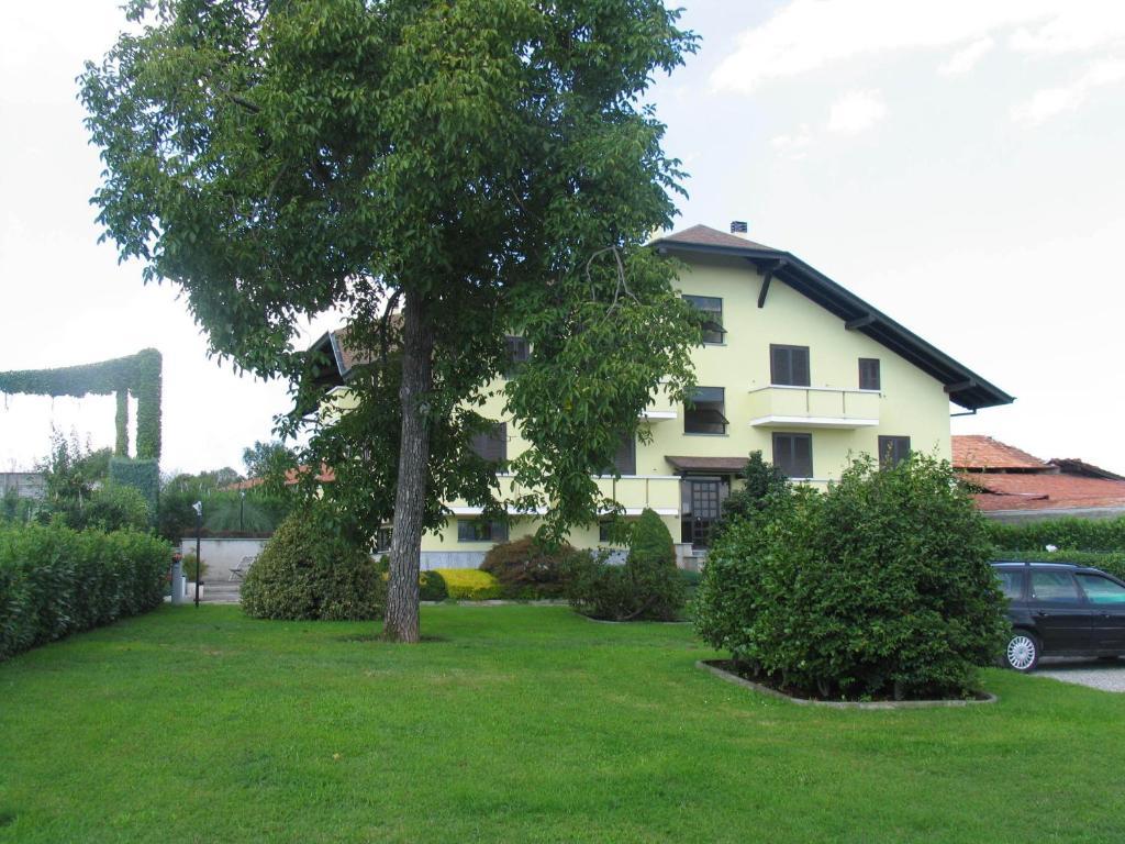 Albergo Residence Isotta Veruno Экстерьер фото