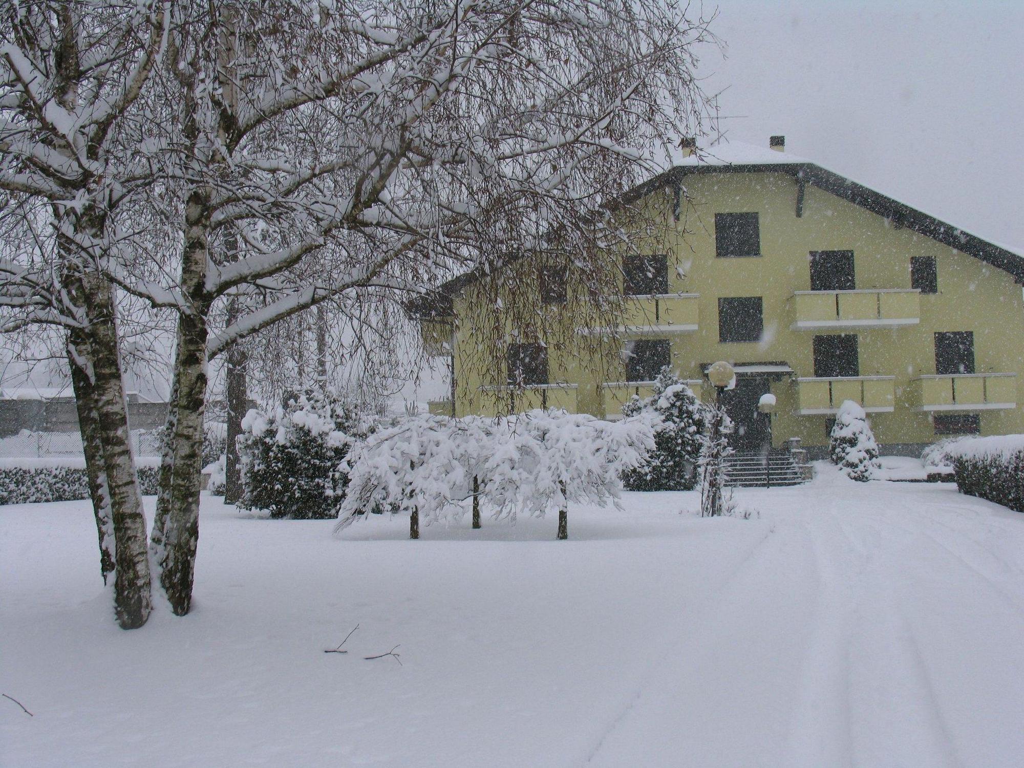 Albergo Residence Isotta Veruno Экстерьер фото