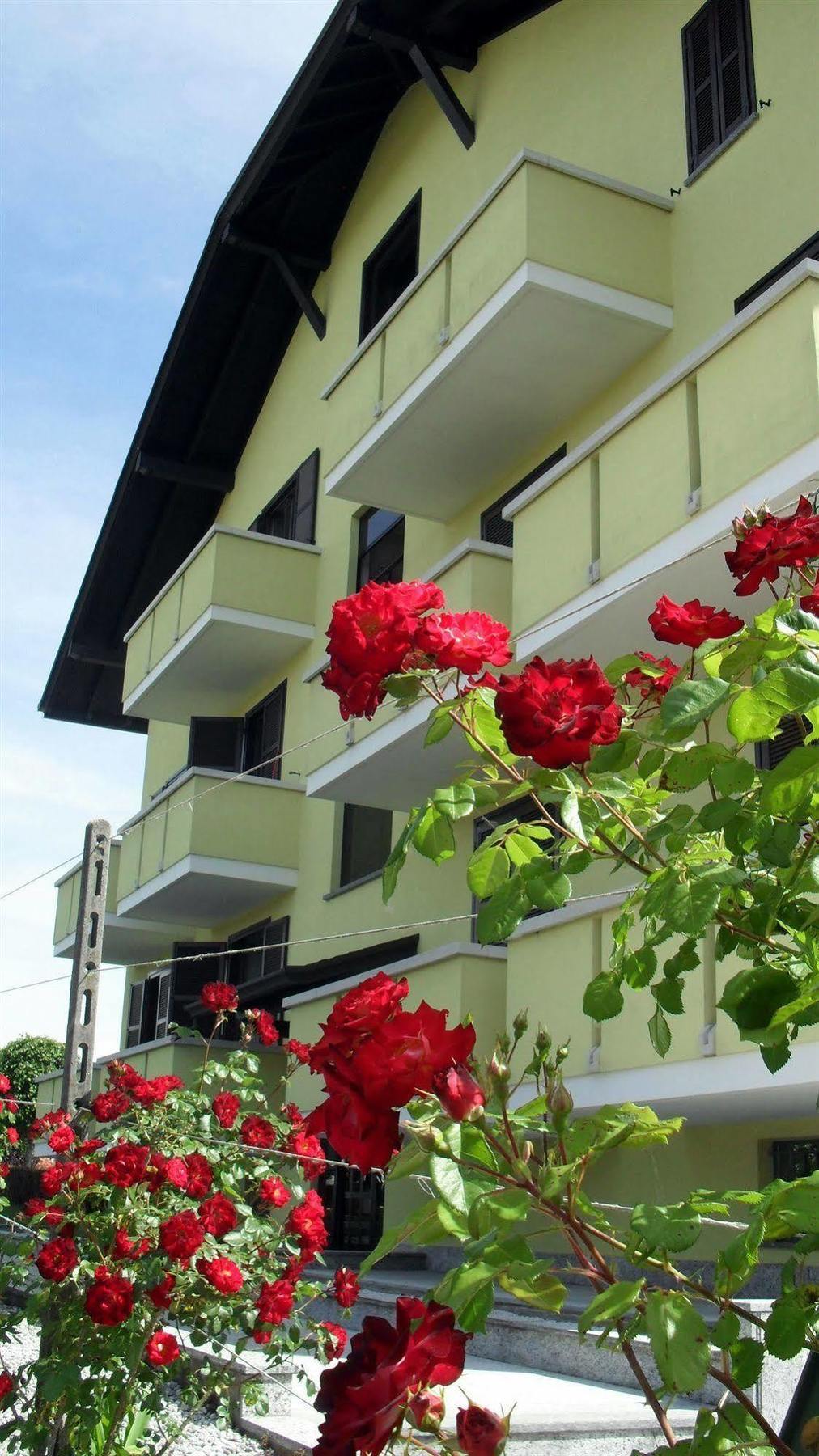 Albergo Residence Isotta Veruno Экстерьер фото