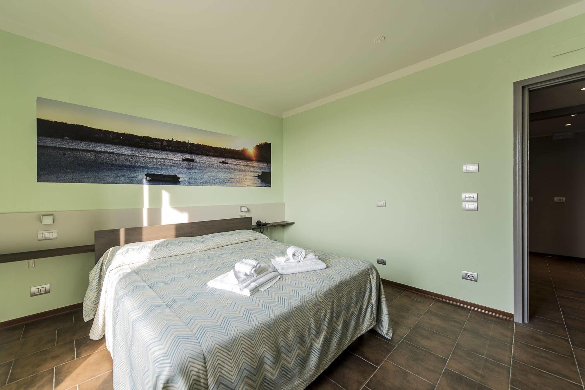 Albergo Residence Isotta Veruno Экстерьер фото