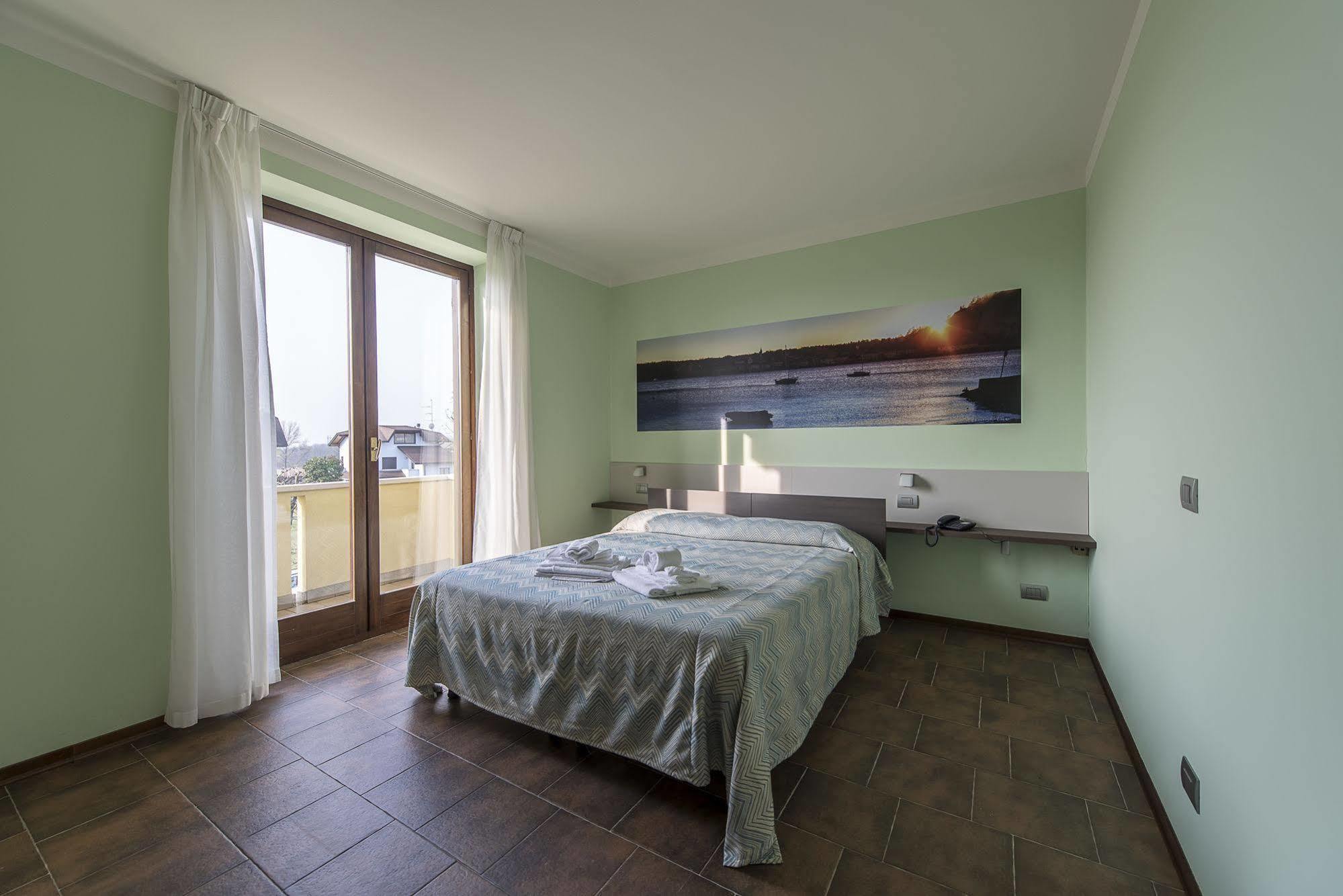 Albergo Residence Isotta Veruno Экстерьер фото