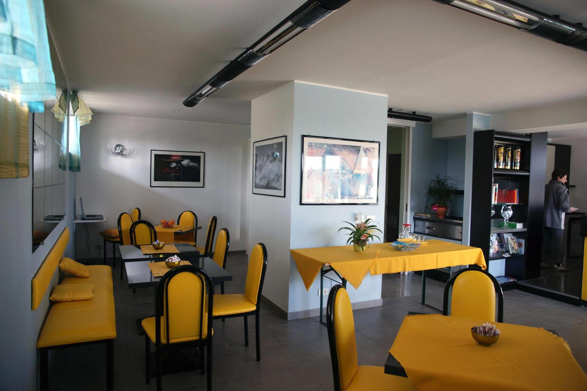Albergo Residence Isotta Veruno Экстерьер фото